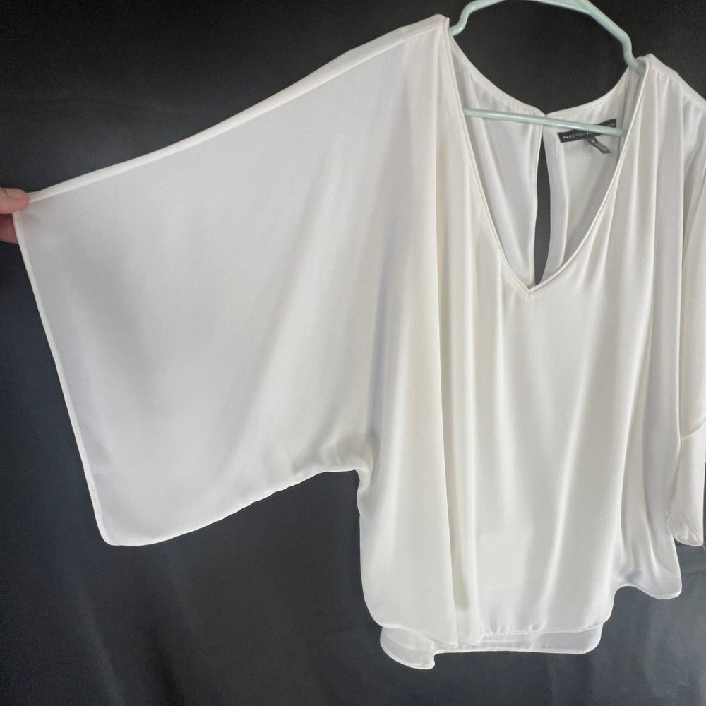 White House Black Market White Kimono Sleeve V-Neck Keyhole Back Blouse Medium - Picture 5 of 6